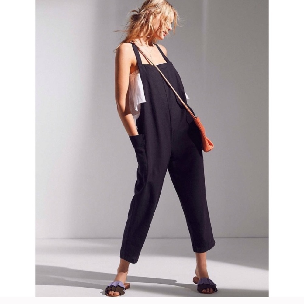 BDG shapeless linen overalls